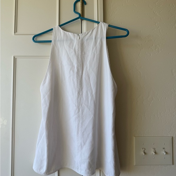 White Sleeveless Women's Top - Picture 5 of 5